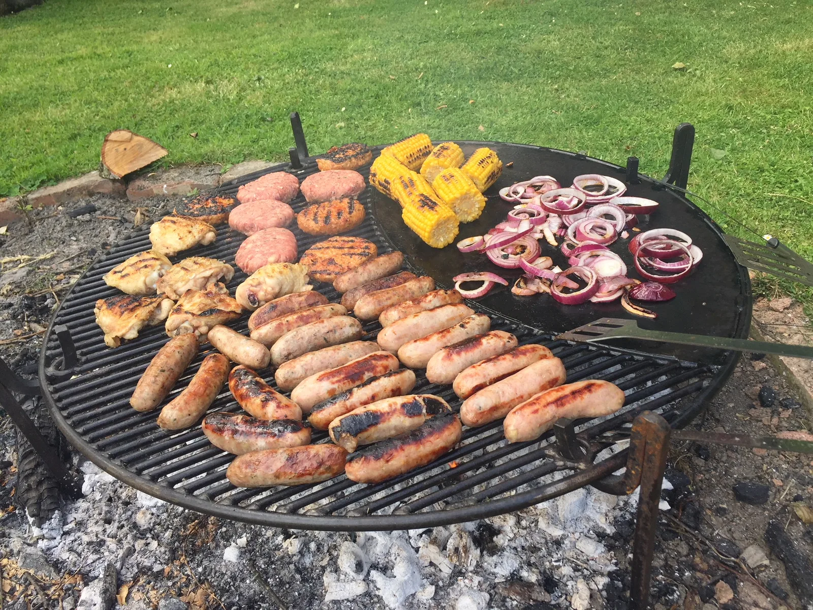 BBQ, photo 2 of 3