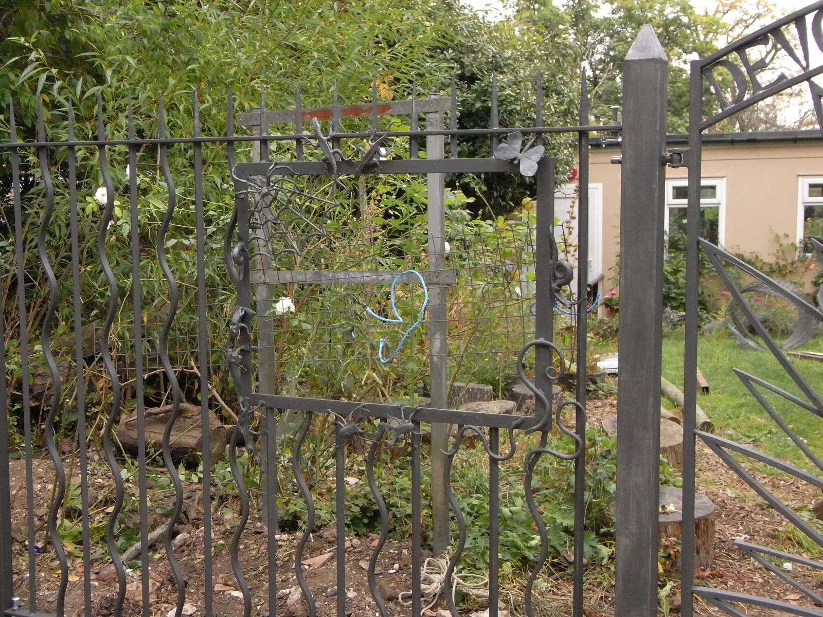Gate made for Devonshire Road Nature Reserve, Forest Hill, photo 5 of 5
